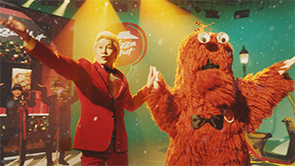 ピザハット 「カズとムックの至福のハーフ＆ハーフ」